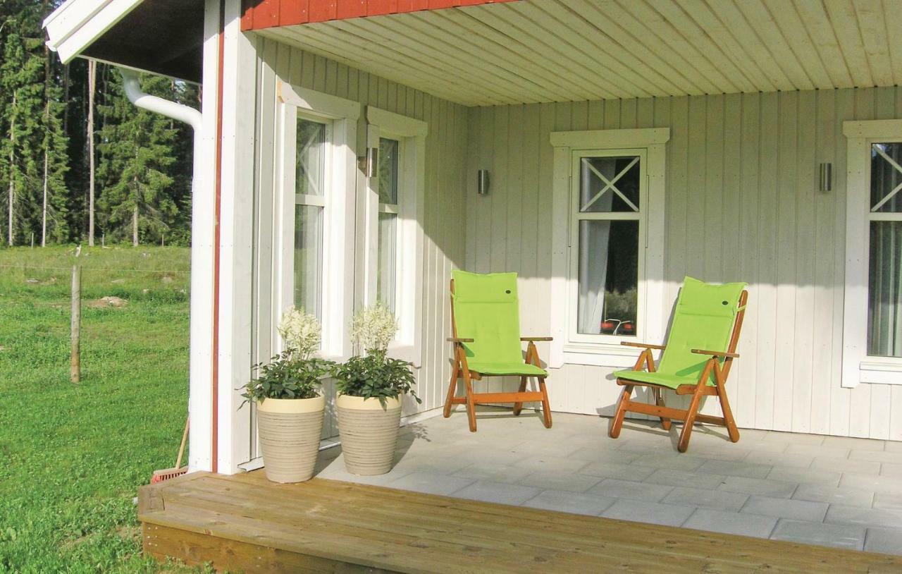 Cozy Home In Vittaryd With Sauna Kvänarp エクステリア 写真